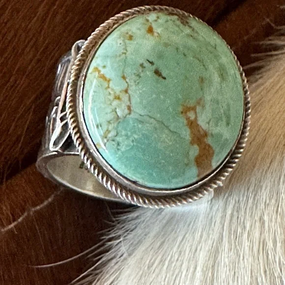 Vintage Native American Southwestern turquoise silver large ring - Picture 10 of 16